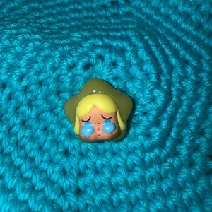 CRYBABY POPBEAN - POP MART